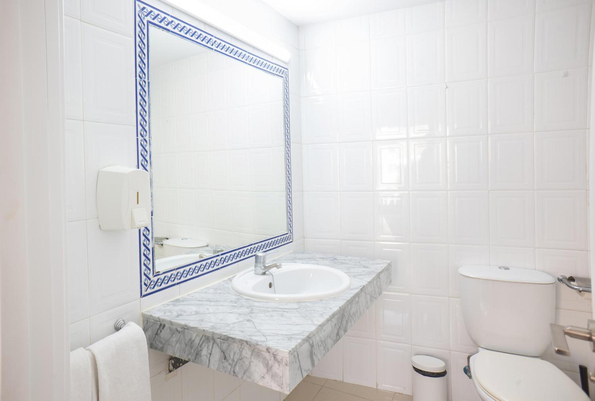 Apartamentos El Velero Torremolinos Kültér fotó