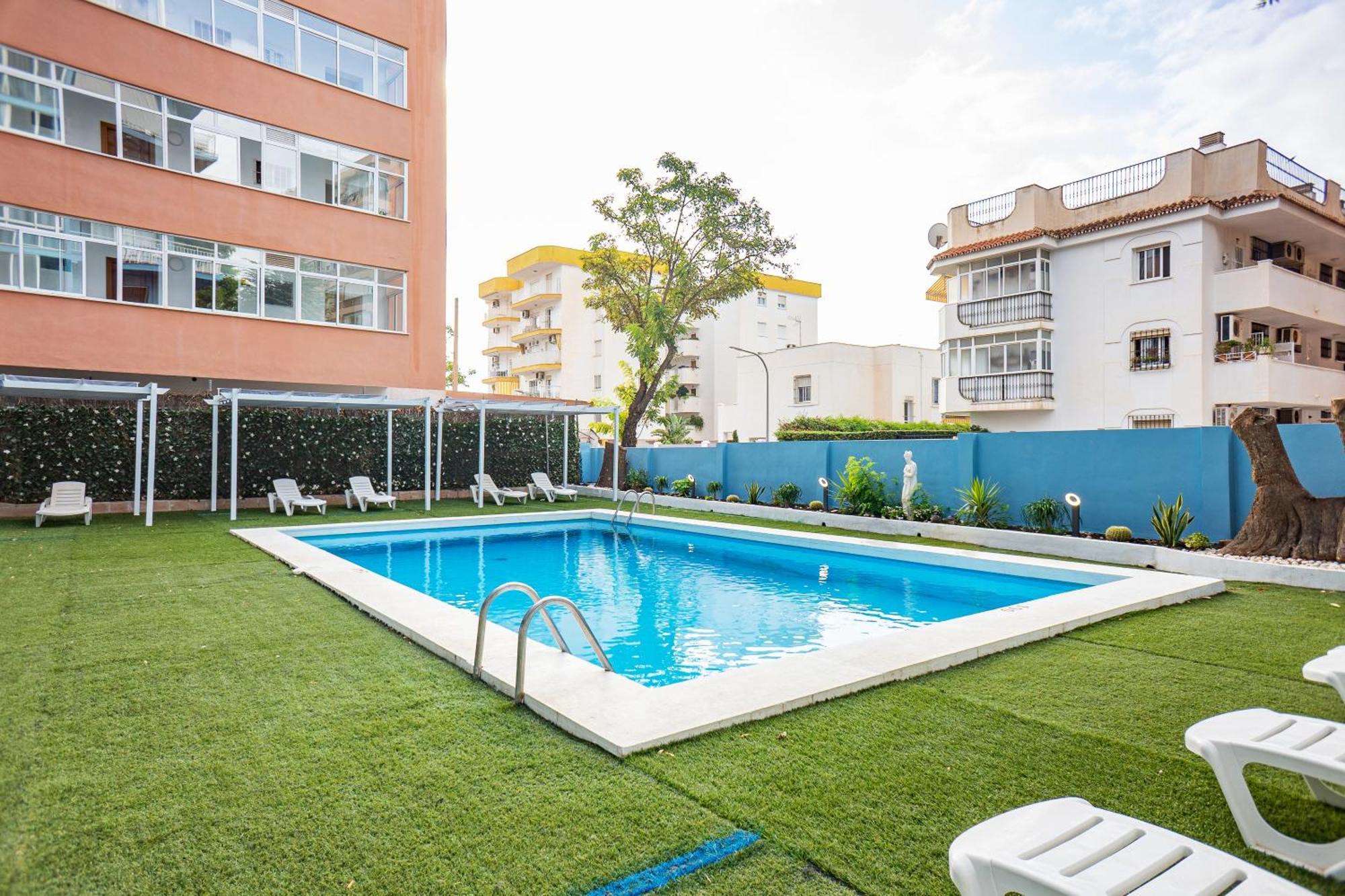 Apartamentos El Velero Torremolinos Kültér fotó